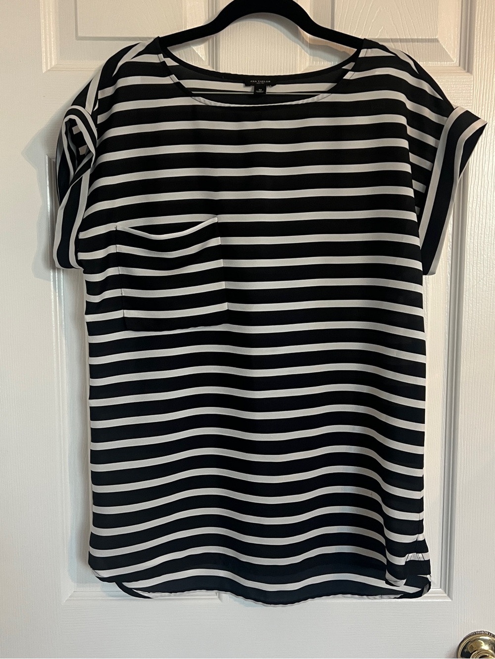 Ann Taylor Coastal Minimalist Striped Pocket Blouse Medium Black White